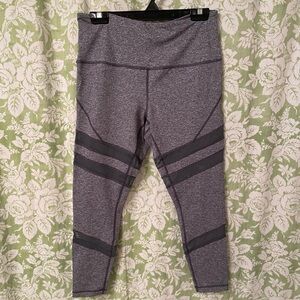 🏝️Big $5 Sale!🏝️Zella Heather Gray Mesh Panel 7/8 Running Tights